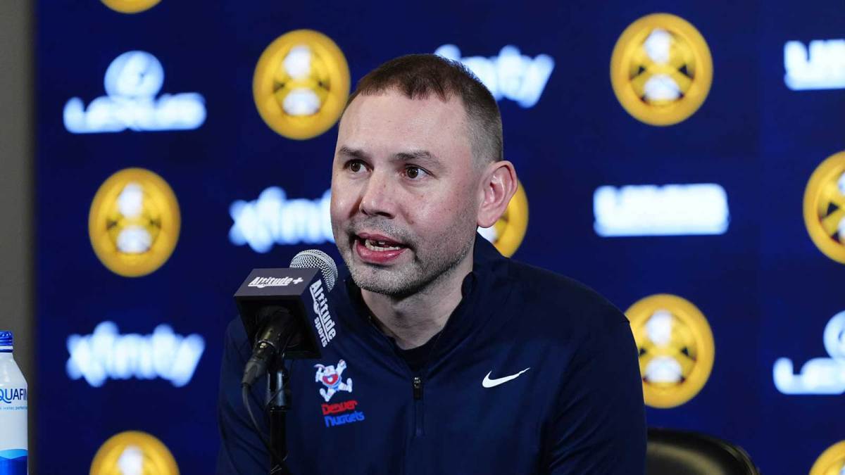 kaiyun体育开云-被打服了，掘金主帅详细解读湖人队里夫斯“百分之一”的英雄表现